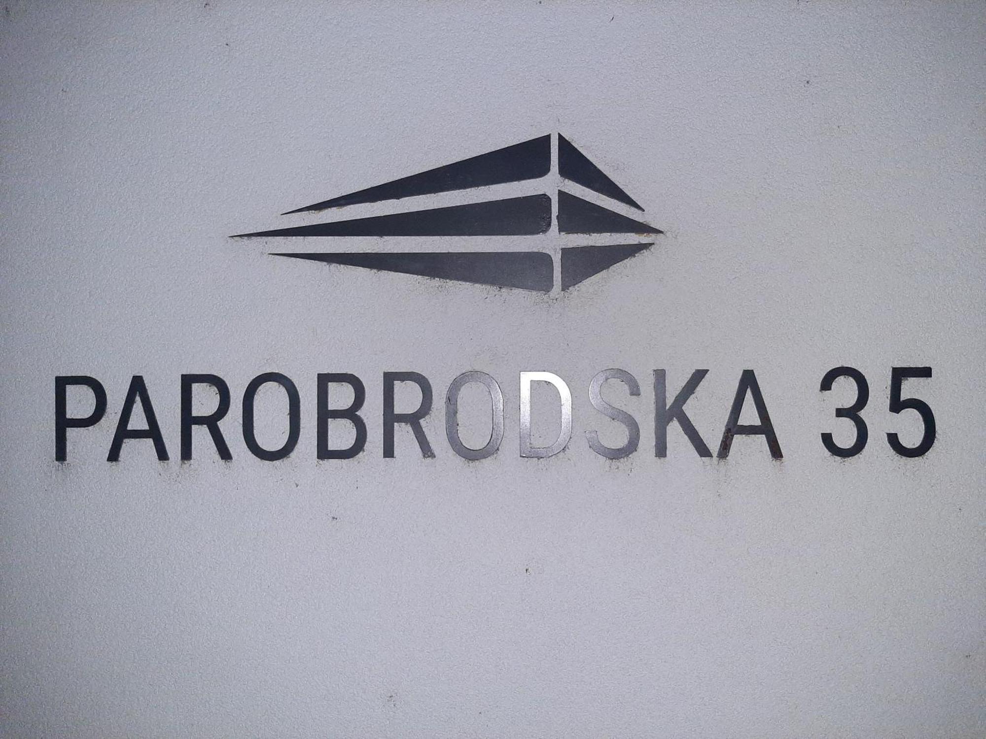 Apartman Viaggio Sremska Mitrovica Exterior photo